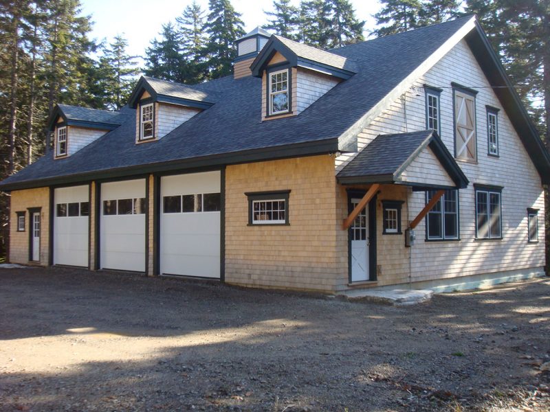 East Boothbay Barn, built by Zander P Lee General Contractor